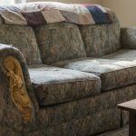 mengganti furniture di rumah