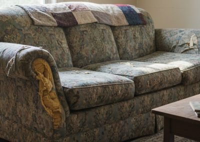 Kapan Harus Mulai Mengganti Furniture di Rumah? Ini Jawabannya!