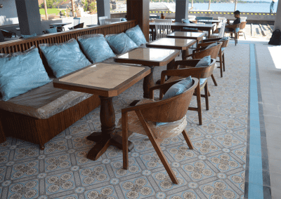 Studi Kasus: Pengisian Furnitur Jati Grade A untuk Tjendana Lovina Beach Resort, Bali